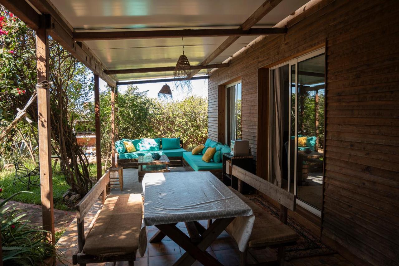 Апартаменты Satya Surf Camp Tamarist Экстерьер фото
